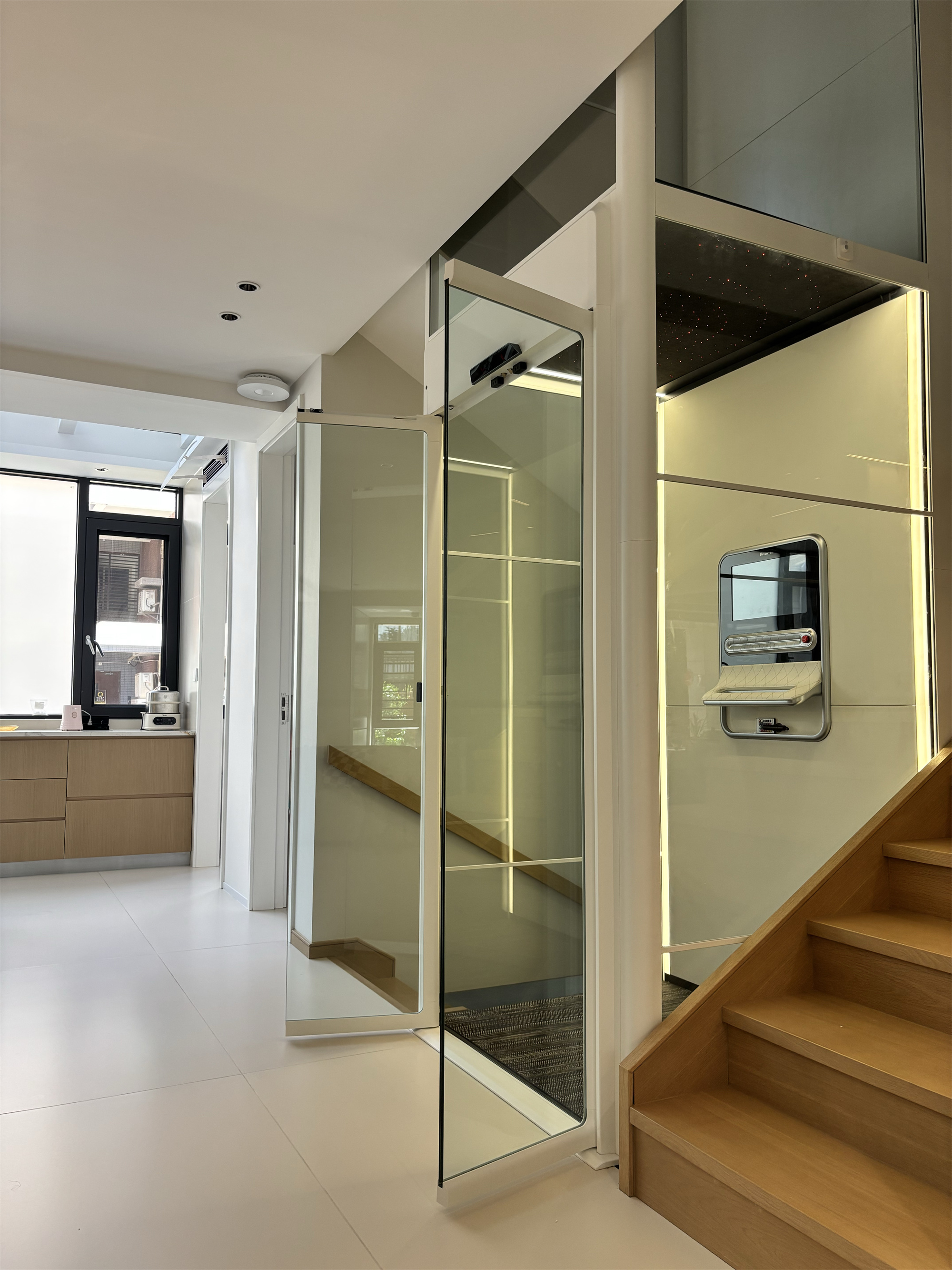 别墅电梯选型攻略_家用电梯液压曳引螺杆_升降机货梯如何选择正确的液压油