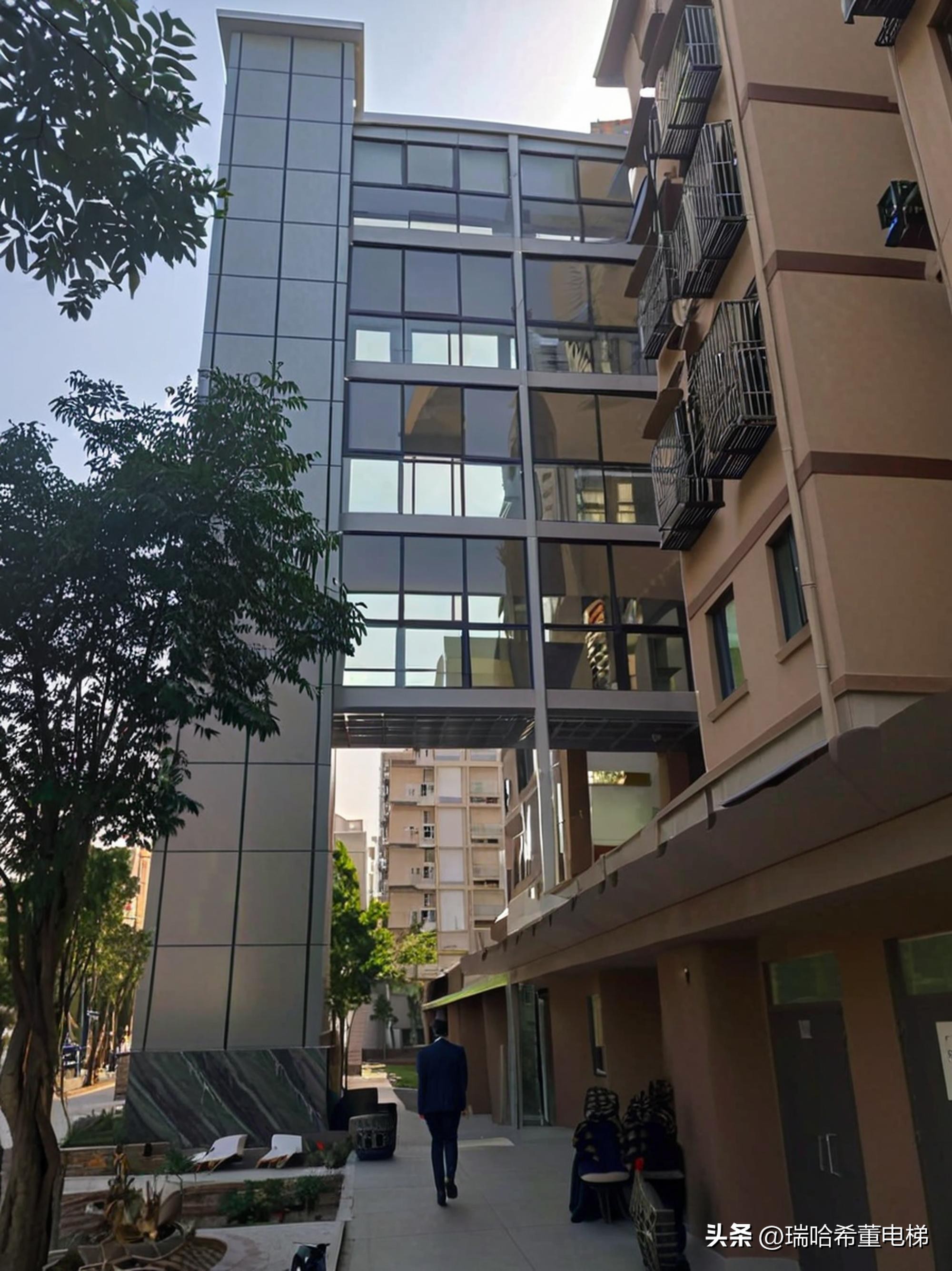 货梯延保成本核算_货梯延保逻辑_如何正确安装导轨升降货梯